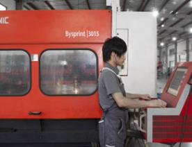 日（rì）本三菱ML3015LUP激光（guāng）切割機